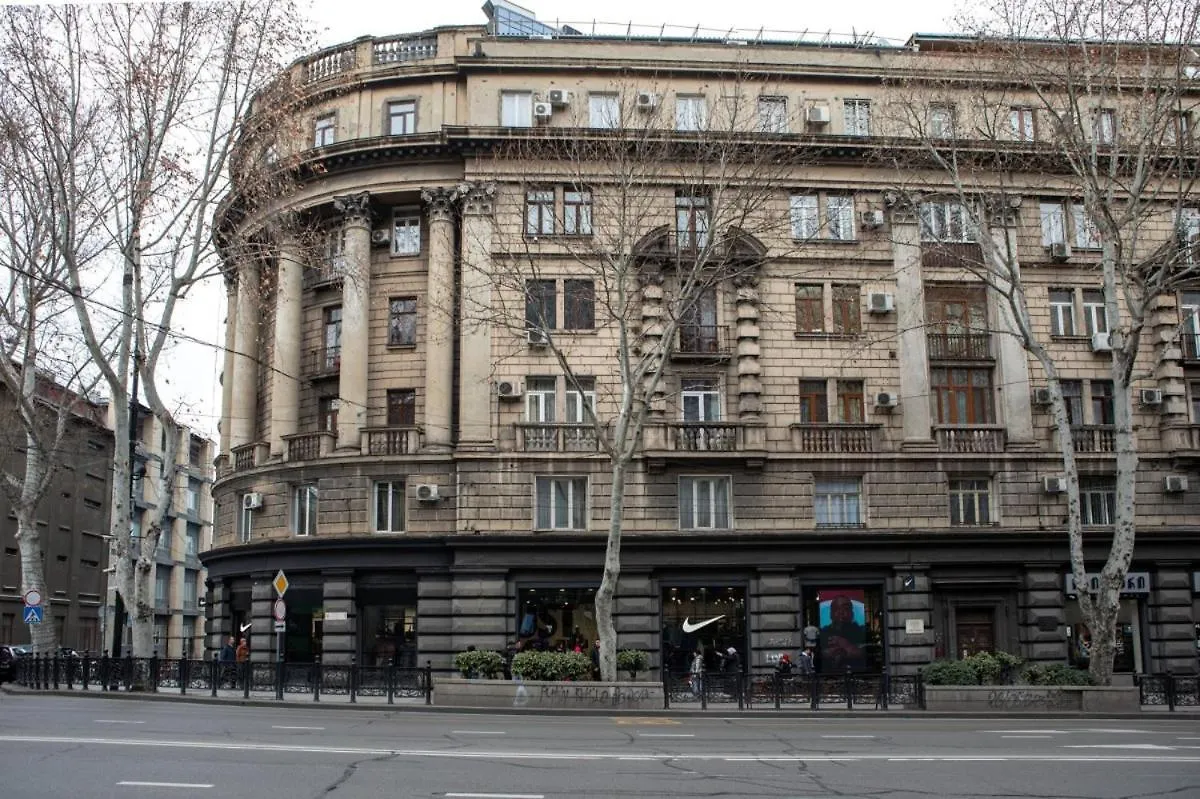 Galleria Appartment ティビリシ